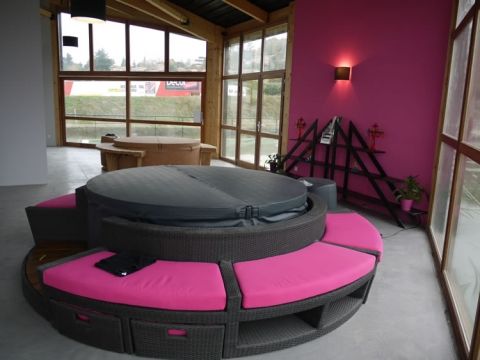 showroom spa et bien être à aubenas en ardèche